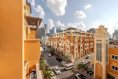 Mid Floor | Community View | Available in August