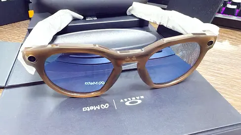 OAKLEY META HSTN SUNGLASSES (SIZE 51) (00W8002) BROWN SMOKE / PRIZM DEEP water polarised