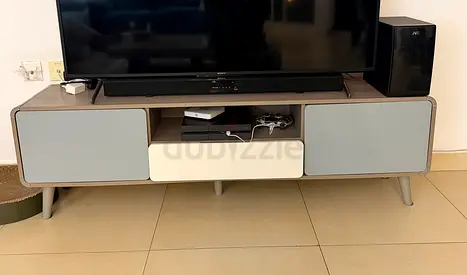 Modern tv trolley for Sale