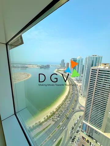 Chiller free luxurious sea view apartment
