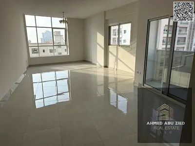 شقة 3 غرف وصالة اول ساكن ايجار سنوي بالكورنيش - باركن خاص - غرفة خادمة - 2 بلكون - اطلالة بحرية - خزائن بالحائط - 4 حمام - مكيف مركزي - موقع مميز .