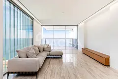 High Floor | Vacant | Ultra-Contemporary