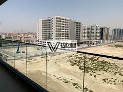 EXCLUSIVE | READY TO MOVE IN | PRIME LOCATION
