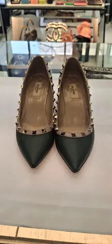 Stylish Valentino Rockstud Heels