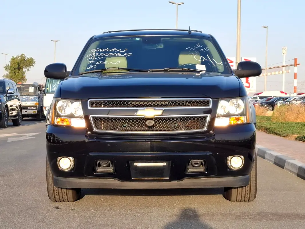 Chevrolet Tahoe 2006 — photo 1 of 12