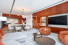 Luxurious Apt | Canal and Skyline View | Furnished