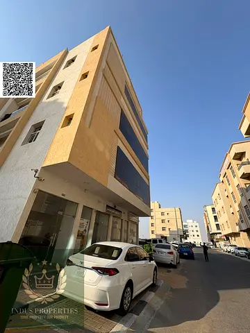 مبنى كامل للبيع في عجمان العليا