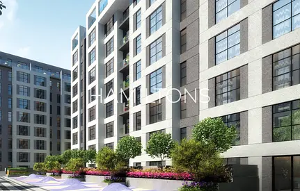 Elegant Residence | Prime Metropolitan Location