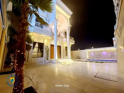 Al-Haliou 2, a stunning villa with 5 bedrooms, a swimming pool, electricity, water, air conditioning, high-end furniture finishes, a prime location