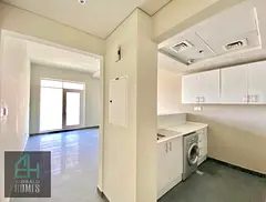 Bright &amp; Spacious | Distress Deal | Prime Location