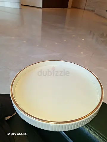 Elegant Round Decorative Tray