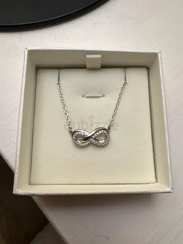 Women’s Swarovski Necklace