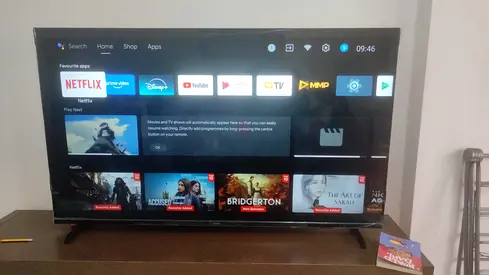 Smart LED TV with Streaming Apps :55 android TV