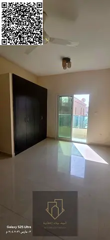 للايجار فى الروضه 3 استديو مع بلكونه مساحه كبيره فى موقع مميز وقريب من جميع الخدمات