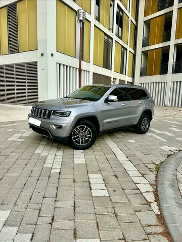 JEEP GRAND CHEROKEE 2020 LIMITED GCC SERVICE HISTORY FOR SALE