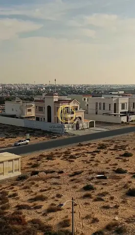 للبيع ارض  سكنيه في مدينه تلال مساحه 4500 قدم قريبه من الحديقه والمسجد تصريح ارضي +1+50% روف تملك حر لجميع الجنسيات