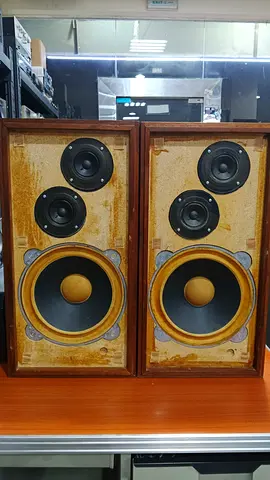 Rare Vintage REALISTIC Optimus 1 - 10, 2-Way Excellent Pair( year 1969)