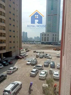 Al Khan Lagoon Tower with Landmark View