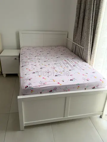 Stylish White Bed Set with One Side Stool