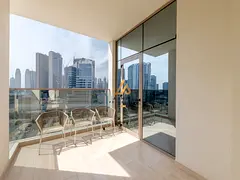 CLOSED KITCHEN VERY SPACIOUS LOW FLOOR