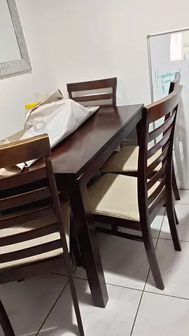 Dining table 4 chair