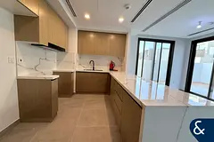 VOT | Brand New | 4 Bed + M | Modern Finish
