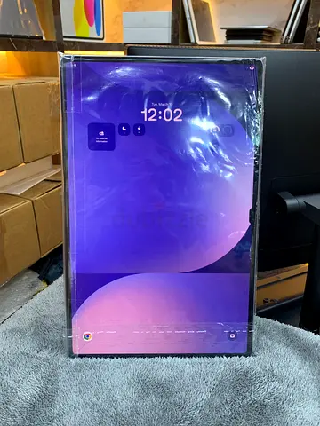 SAMSUNG TAB S10 ULTRA 12/256 GB WIFI ONLY A++ condition with original pencil best for watching vedio