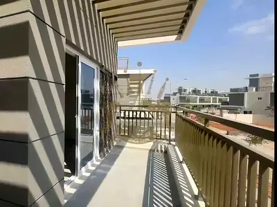 Spacious | 3BHK |Single Row End Corner Unit