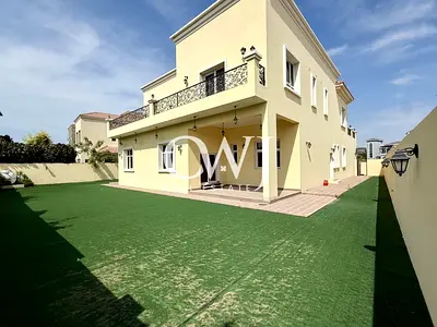 Custom Build | Large Plot | Basement | Renovation