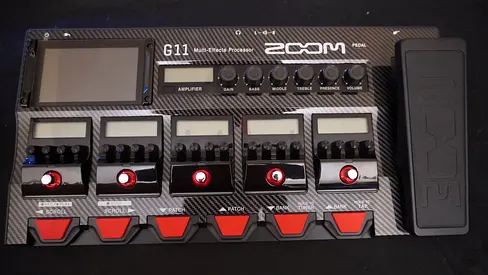 Zoom G11 Multi-Effect Processor