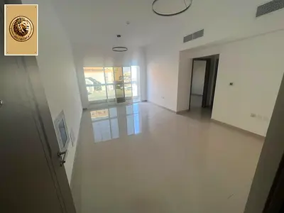 فرصة مميزة للسكن في شقة غرفة وصالة أول ساكن في منطقة الجرف 3  عجمان، بتشطيب عالي جداً وموقع ممتاز قريب من جميع الخدمات ومخارج دبي والشارقة.