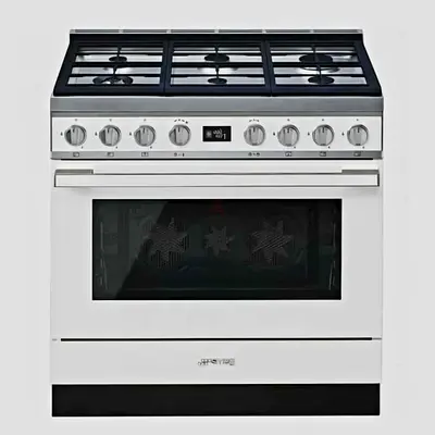 Smeg gas / electric dual fuel cooking range Italian brand 6burner latest new model almost new