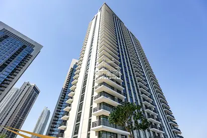 Premium Finish I Vacant I Waterfront Living