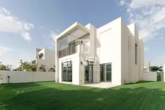 Large Plot | Chiller Free | Ready to Move in