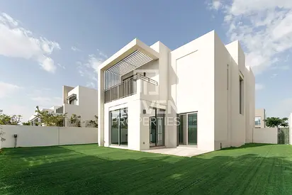 Large Plot | Chiller Free | Ready to Move in