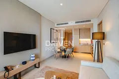 High Floor | Unobstructed View | Ready to Move in
