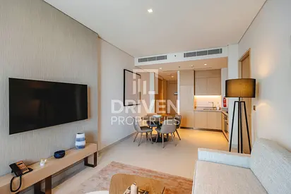 High Floor | Unobstructed View | Ready to Move in