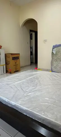 1 Master Bedroom with Attached Bath for Working Ladies and Couples