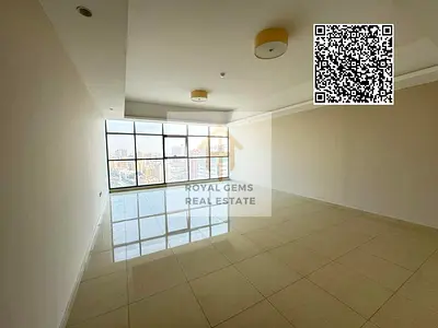 احصل على فرصة امتلاك شقة سكنية فاخرة في قلب عجمان, تصميم حديث, اطلالة مفتوحة بالكامل, قريب من  جميع الخدمات.