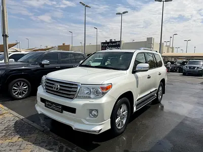 تويوتا لاند كروزر خليجي 2015 VXR V8