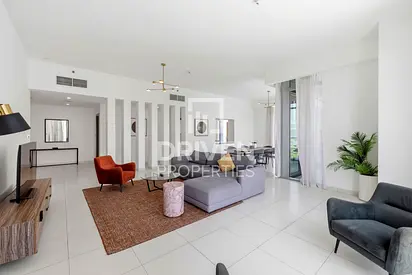 Spacious Layout | Top Floor | Burj Khalifa View