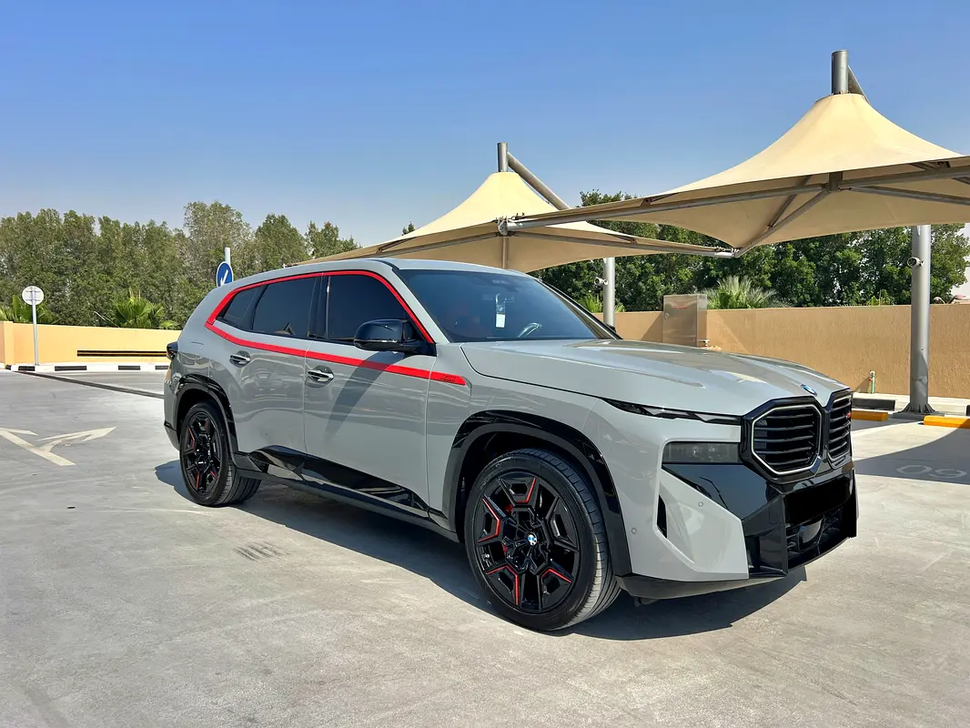 BMW XM 2024 — photo 1 of 18