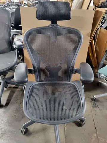 Herman Miller Aeron Classic Chair fully loaded with Headrest
