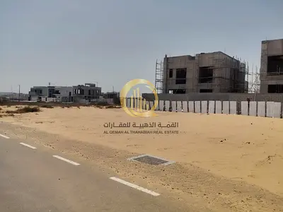 للبيع ارض سكنيه في الشارقه منطقه البراشي في موقع ممتاز تاني قطعه من الزاويه