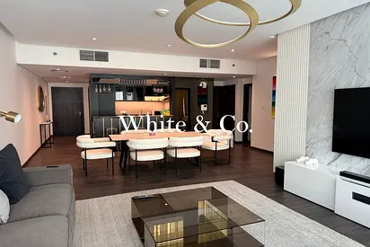 Upgraded| Perfect Location| Spacious Unit