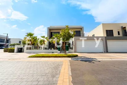 End Plot | Green Belt | Large Layout | Must See