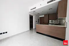 Chiller Free | Large Layout | Vcant