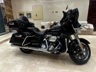 Harley davidson ultra glide