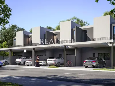 Expansive Flowing Layout | Bespoke Interiors | Prime Location