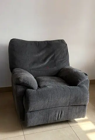 Comfortable 2 Recliner Sofas